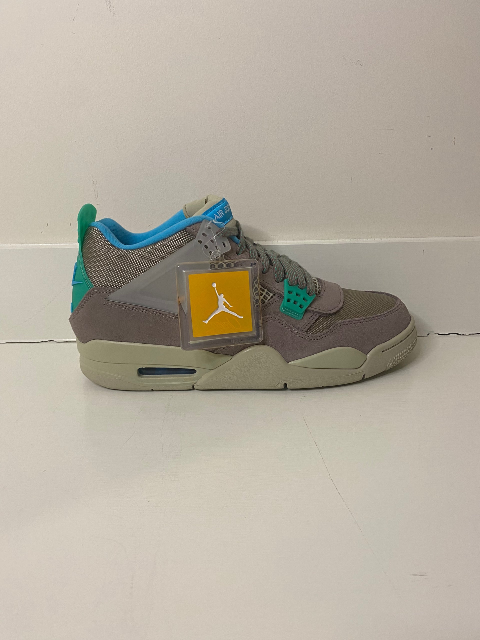Jordan 4 Union Taupe Haze SIZE 9.5 VNDS – The Sneak Lounge 